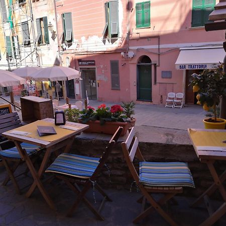 Guesthouse Rollando Vernazza Exterior photo