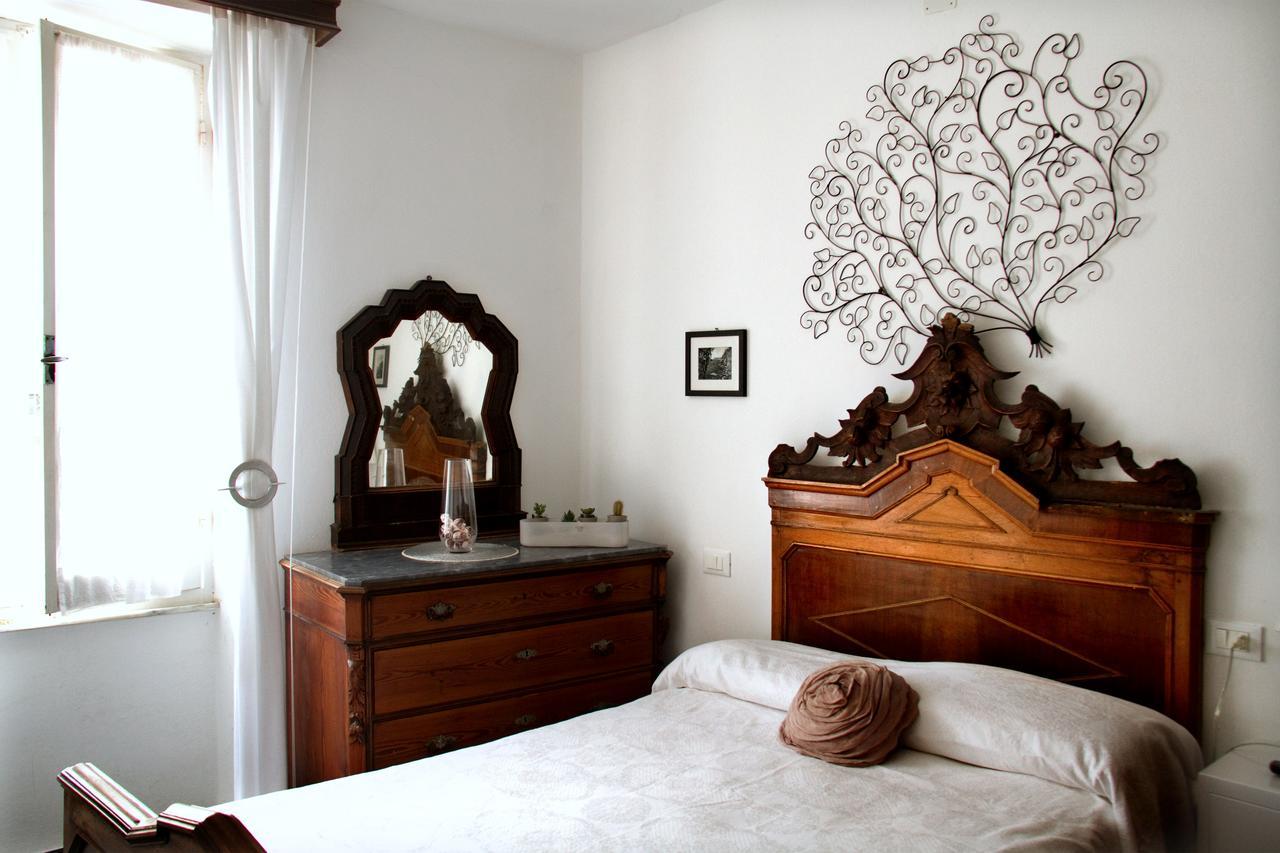 Guesthouse Rollando Vernazza Exterior photo
