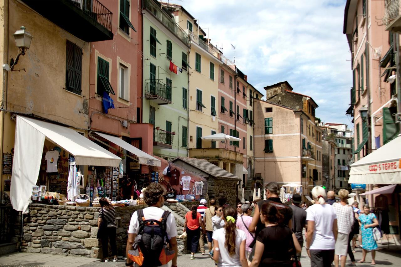 Guesthouse Rollando Vernazza Exterior photo