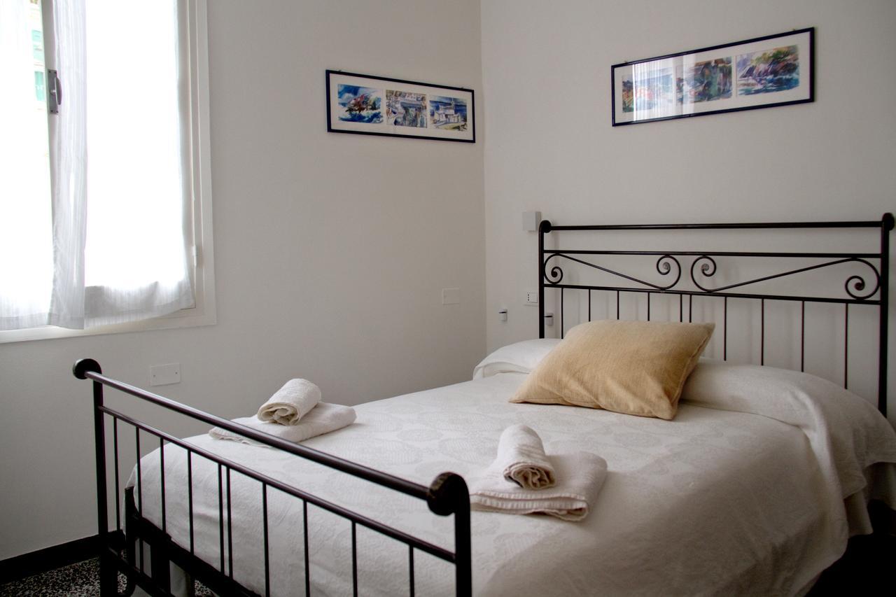 Guesthouse Rollando Vernazza Exterior photo